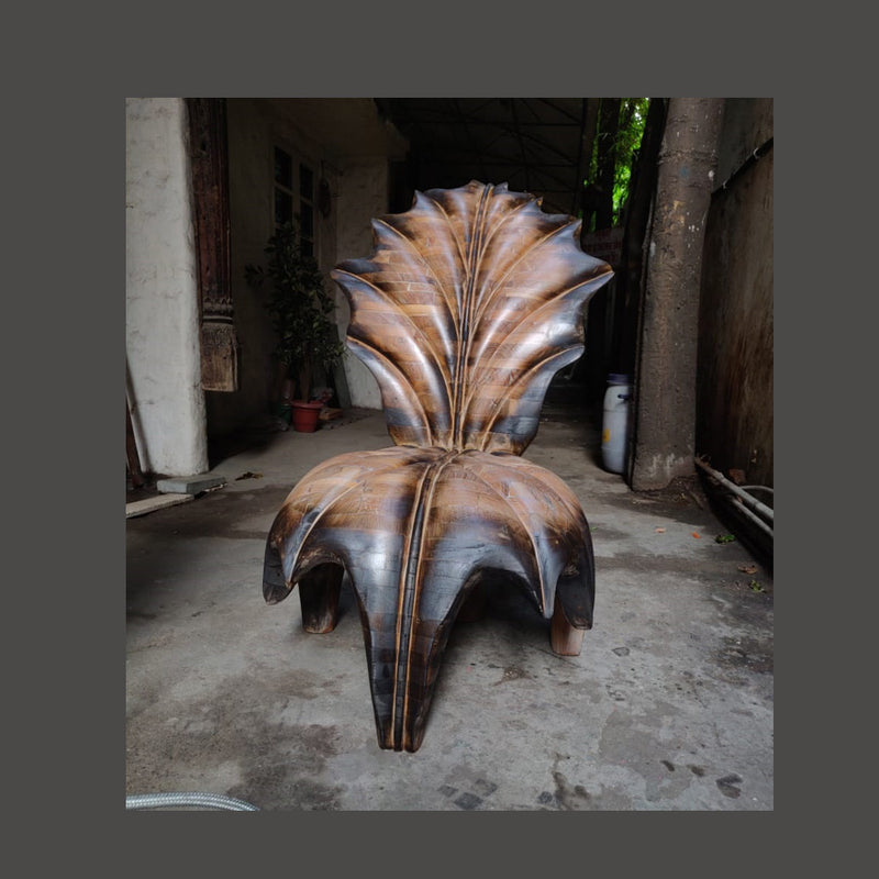 SCORCHED AUTUMN LEAF CHAIR