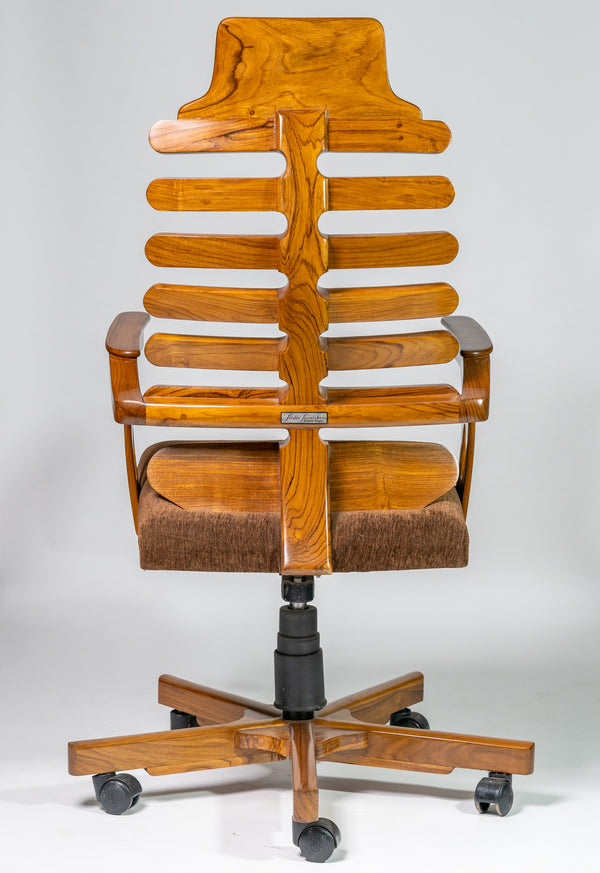 Back bone executive boss chair